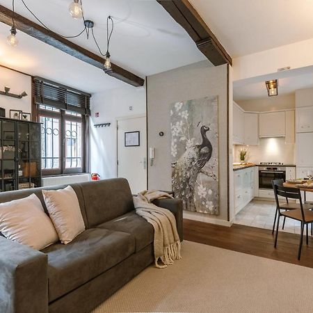 Authentic Apartment In The Heart Of Antwerp Exterior photo