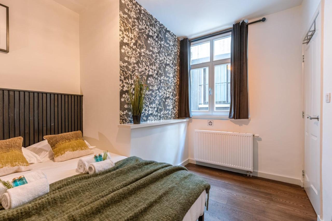 Authentic Apartment In The Heart Of Antwerp Exterior photo