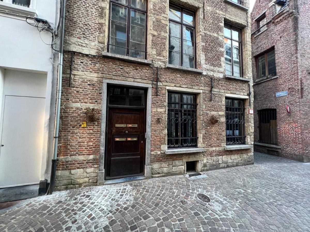 Authentic Apartment In The Heart Of Antwerp Exterior photo